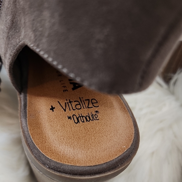 NEW Sonoma Faux Suede Casting Women's Mushroom Brown Ortholite Ankle Booties - Picture 8 of 12